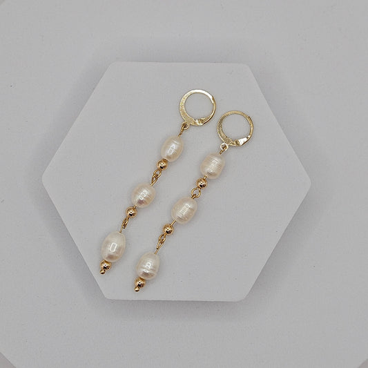 Cambridge Ohrringe – Eleganz in Gold & Perlen | Handgemacht & 18K vergoldet