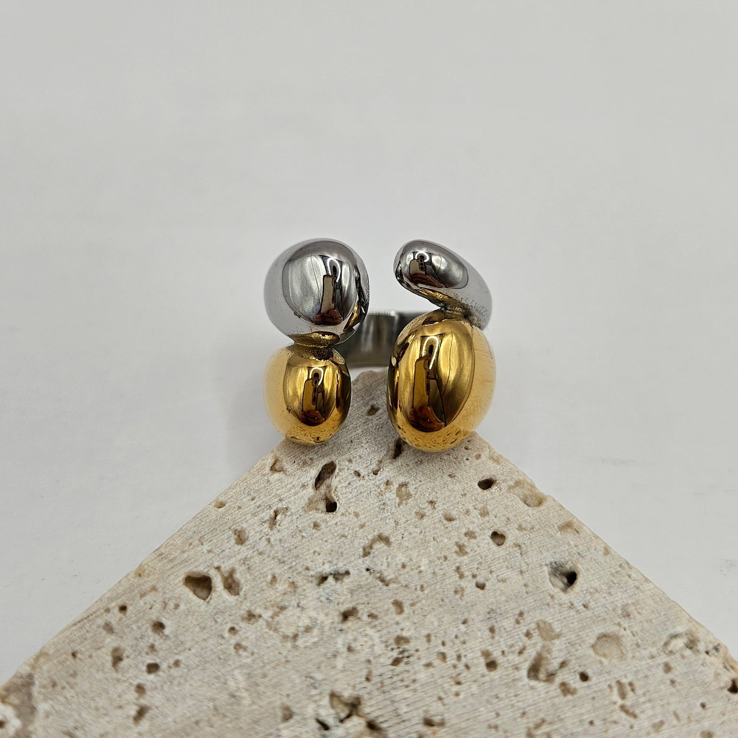 Duo Drop Ring aus Edelstahl – Bicolor Statement Ring