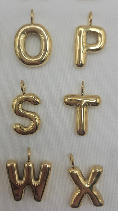 Elegante Initial Kette mit Bubble Letter Anhänger