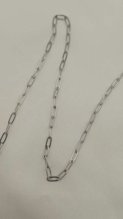 Vergoldete Damenkette mit Bubble Letter Charm