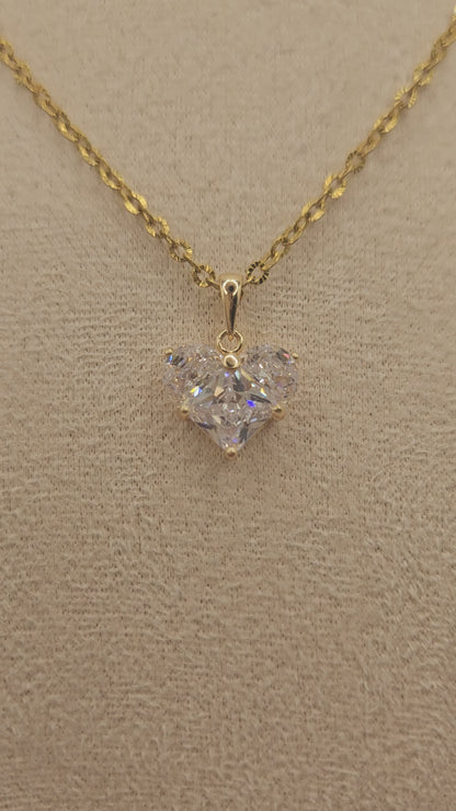 Diamond Heart – Halskette mit funkelndem Herzanhänger aus Zirkonia