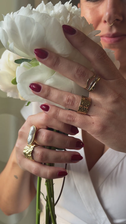 Isola Pearl Ring aus Edelstahl – Ring mit organischer Kunstperle