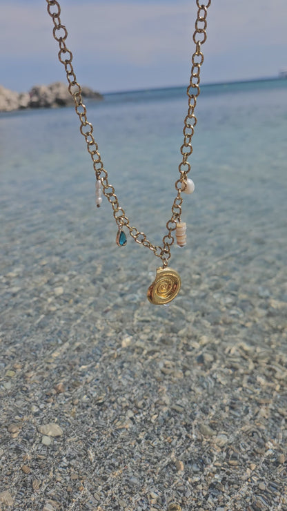 Ibiza Shell Necklace - Handgemachte Muschel Halskette in Gold