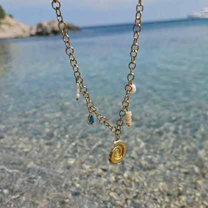 Ibiza Shell Necklace - Handgemachte Muschel Halskette in Gold