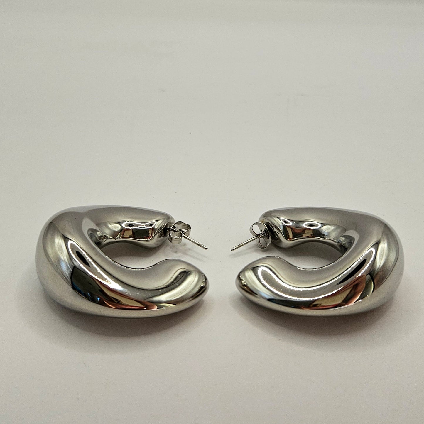 Elegante Statement Ohrringe aus Edelstahl